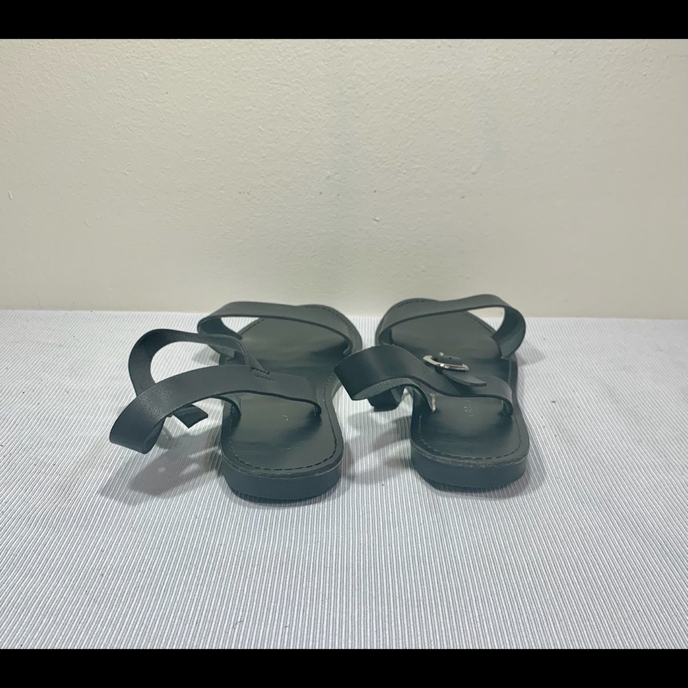 Sandals - Picture 4 of 6